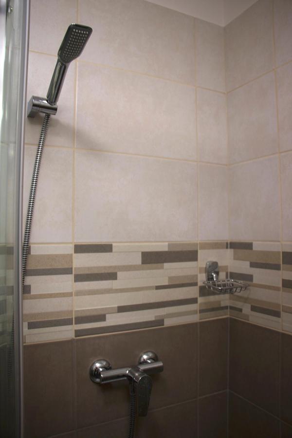 Varfal Wellness Panzio Beci Exterior foto